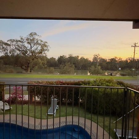 Mildura Riverview Motel Gol Gol Bagian luar foto