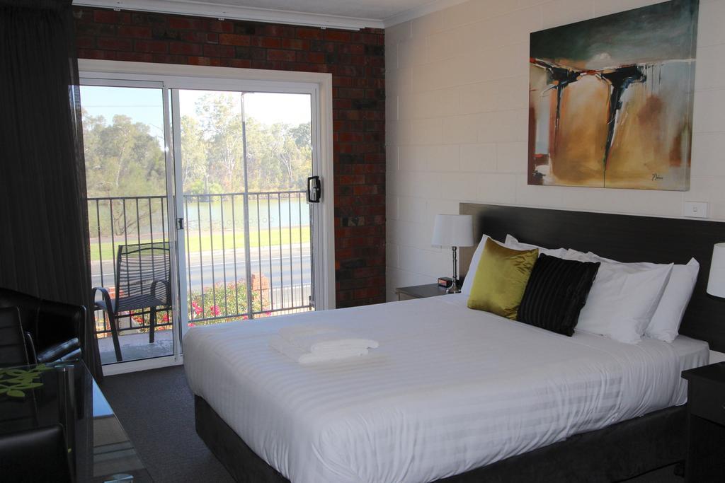 Mildura Riverview Motel Gol Gol Bagian luar foto